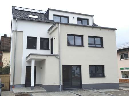 null - Mehrfamilienhaus in 63512 Hainburg mit 306m² kaufen