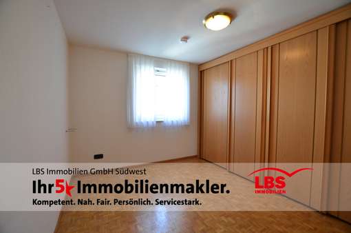 1 von 2 (Kinder-) Zimmern - Terrassen-Wohnung in 79822 Titisee-Neustadt mit 150m² kaufen