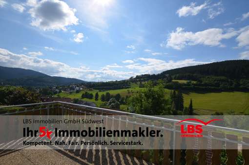wunderbare Aussicht wunderbare Aussicht - Einfamilienhaus in 79822 Titisee-Neustadt mit 160m² kaufen