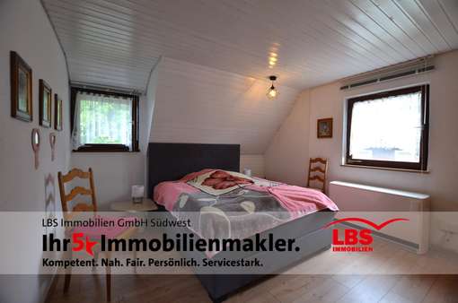 weiteres Schlafzimmer DG - Einfamilienhaus in 79853 Lenzkirch mit 93m² kaufen