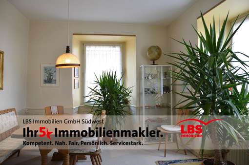 helles Zimmer - Doppelhaushälfte in 79853 Lenzkirch mit 271m² kaufen