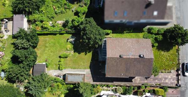 Vogelperspektive - Zweifamilienhaus in 64625 Bensheim mit 198m² kaufen