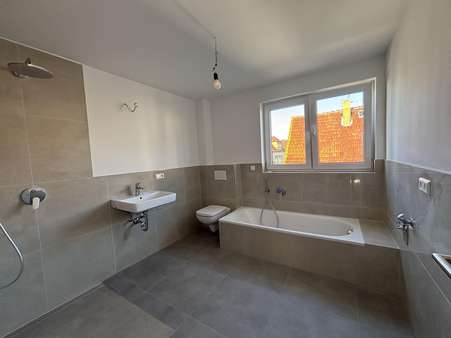 Badezimmer OG - Doppelhaushälfte in 68623 Lampertheim mit 145m² kaufen