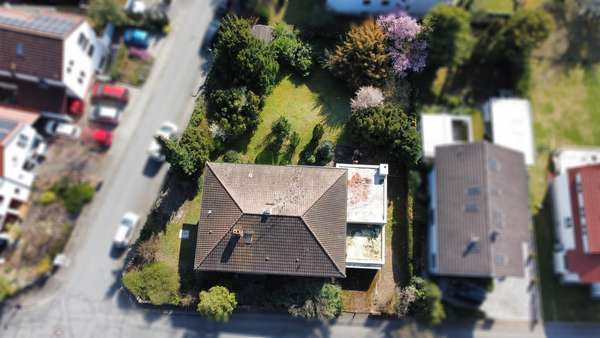 Drohnenaufnahme - Einfamilienhaus in 64625 Bensheim mit 214m² kaufen