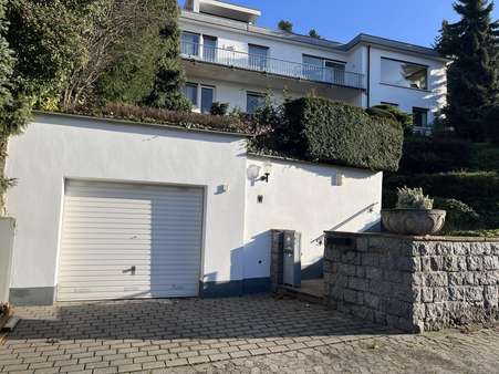 Außenansicht / Garage - Einfamilienhaus in 64646 Heppenheim mit 217m² kaufen