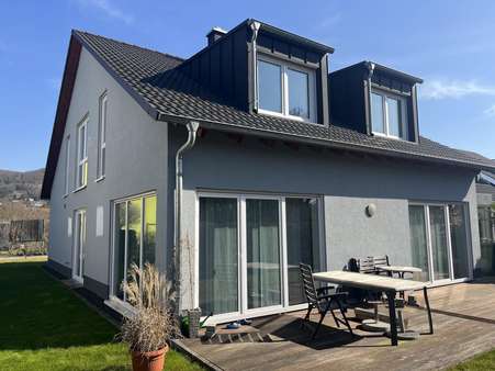 Außenansicht - Einfamilienhaus in 64625 Bensheim mit 193m² kaufen