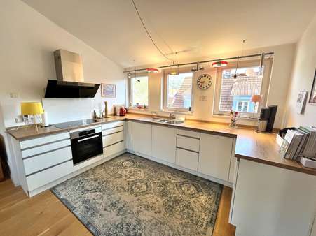 Küche - Dachgeschosswohnung in 64686 Lautertal mit 109m² kaufen
