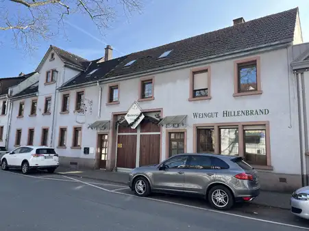historisches Weingut mit Charme und Potenzial im Herzen von Bensheim