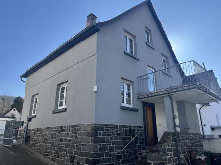 Hofansicht - Einfamilienhaus in 64686 Lautertal mit 119m² kaufen