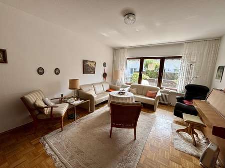 Wohnzimmer im EG - Reihenendhaus in 64625 Bensheim mit 152m² kaufen