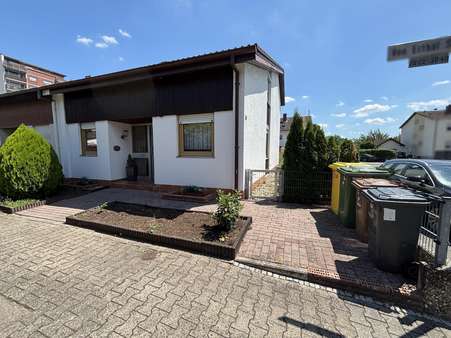 Frontansicht Frontansicht - Reihenendhaus in 64646 Heppenheim mit 120m² kaufen