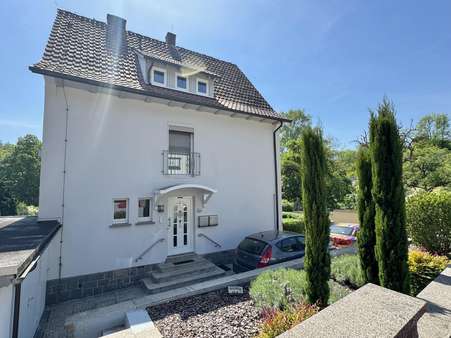 Außenansciht Außenansciht - Einfamilienhaus in 64625 Bensheim mit 134m² kaufen