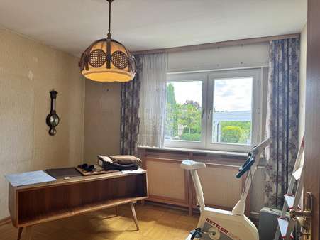 Schlafzimmer 1 EG - Einfamilienhaus in 64653 Lorsch mit 170m² kaufen