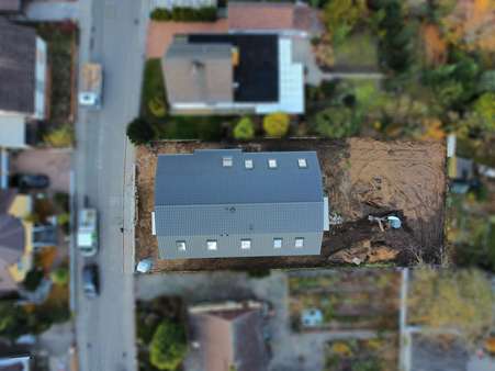 Drohnenaufnahme - Erdgeschosswohnung in 68623 Lampertheim mit 86m² kaufen