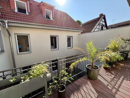 Balkon OG Balkon OG - Zweifamilienhaus in 64625 Bensheim mit 240m² kaufen