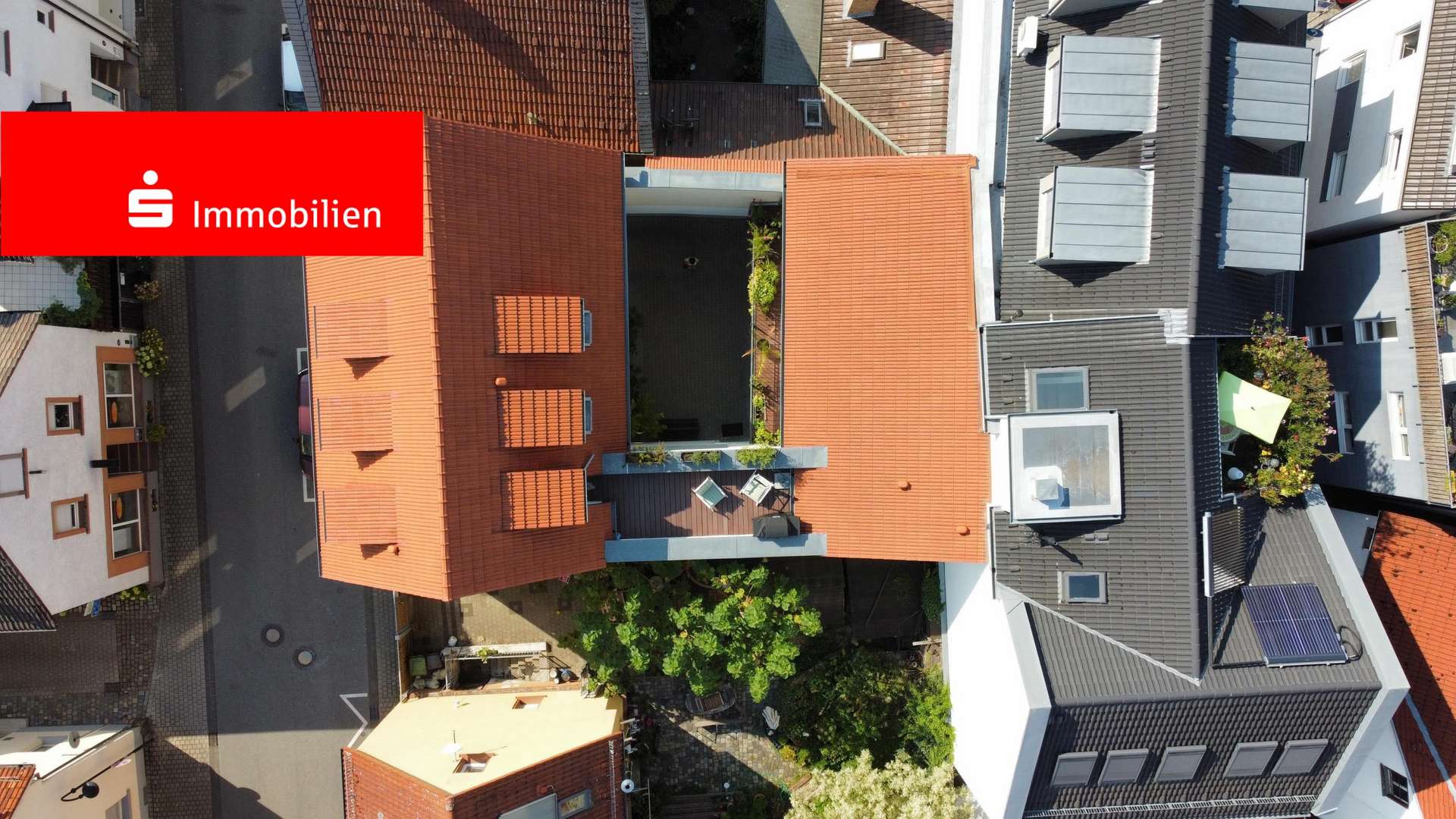Luftaufnahme - Zweifamilienhaus in 64625 Bensheim mit 240m² kaufen