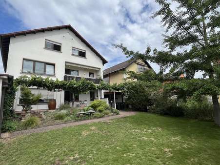 Gartenansicht Gartenansicht - Mehrfamilienhaus in 68642 Bürstadt mit 258m² kaufen
