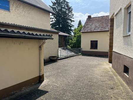 Innenhof Innenhof - Doppelhaushälfte in 64673 Zwingenberg mit 126m² kaufen