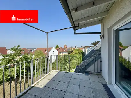 Helle Maisonette-Wohnung mit großzügigem Balkon