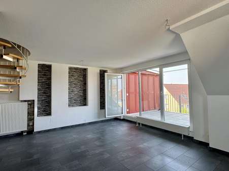 Wohn- und Essbereich 2. OG Wohn- und Essbereich 2. OG - Maisonette-Wohnung in 64625 Bensheim mit 77m² kaufen