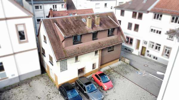 Drohnenaufnahne - Einfamilienhaus in 64625 Bensheim mit 168m² kaufen