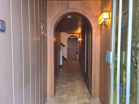 Eingangsbereich - Einfamilienhaus in 64625 Bensheim mit 168m² kaufen