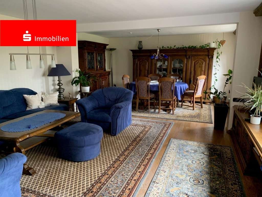 Wohn- und Esszimmer EG - Einfamilienhaus in 34576 Homberg mit 290m² kaufen