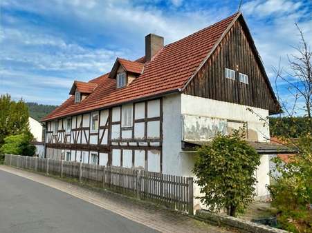Rückansicht - Einfamilienhaus in 34323 Malsfeld mit 205m² als Kapitalanlage kaufen