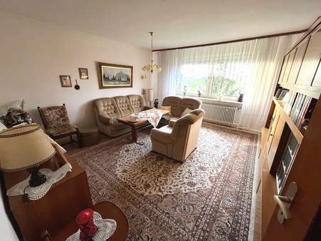 Wohnzimmer EG - Zweifamilienhaus in 34587 Felsberg mit 132m² kaufen