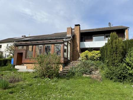 Rückansicht - Einfamilienhaus in 34576 Homberg mit 185m² kaufen