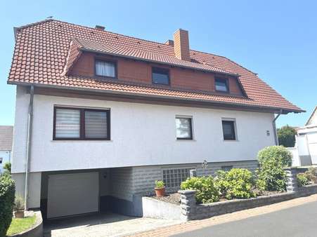 Ansicht - Zweifamilienhaus in 34590 Wabern mit 208m² kaufen