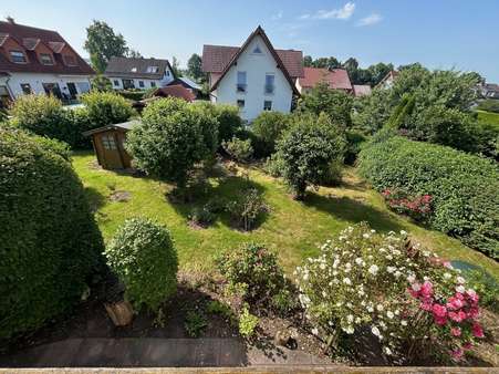 Blick in den Garten Blick in den Garten - Einfamilienhaus in 34628 Willingshausen mit 125m² kaufen