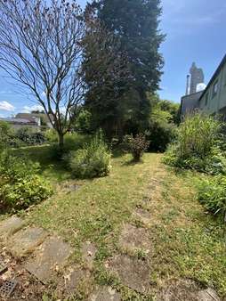 Garten hinter der Scheune - Zweifamilienhaus in 34613 Schwalmstadt mit 350m² kaufen