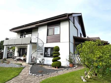 Rückansicht - Einfamilienhaus in 34212 Melsungen mit 171m² kaufen