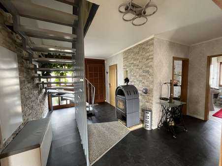 Eingangsbereich - Einfamilienhaus in 34212 Melsungen mit 171m² kaufen