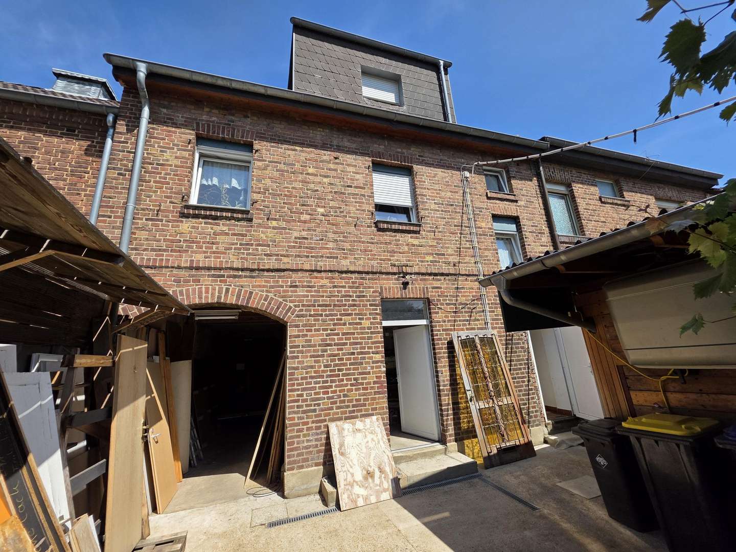 Rückansicht Rückansicht - Werkstatt in 50126 Bergheim mit 84m² kaufen