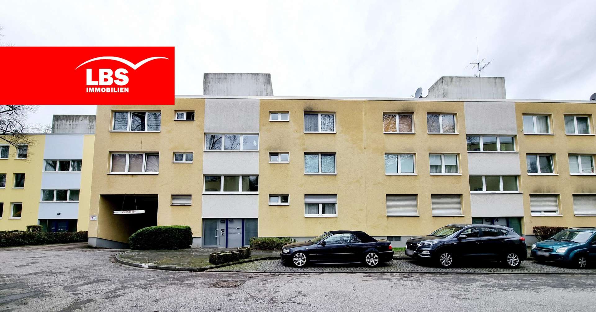 Straßenansicht - Etagenwohnung in 51103 Köln mit 71m² als Kapitalanlage kaufen