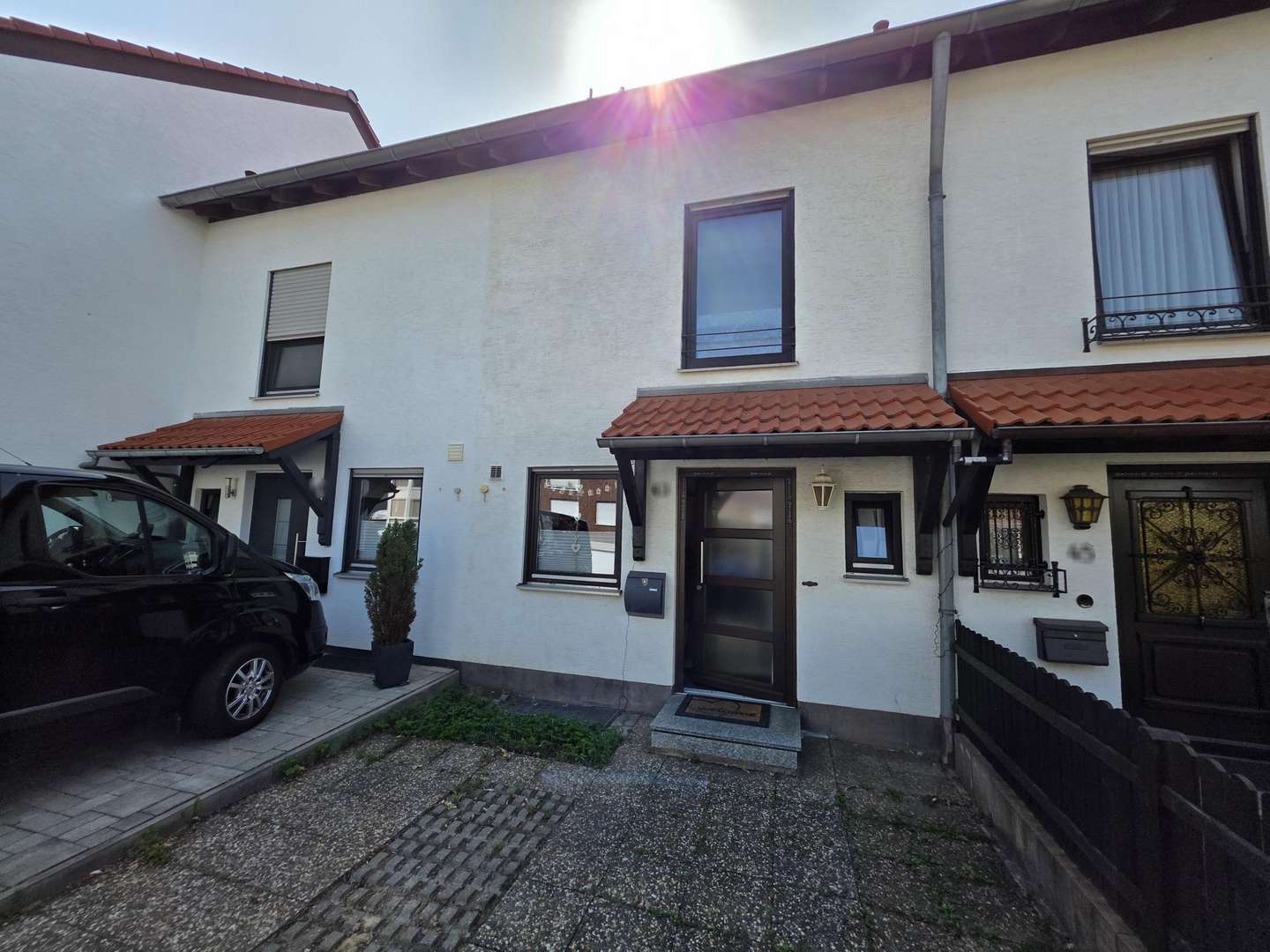 Straßenansicht Straßenansicht - Reihenmittelhaus in 50374 Erftstadt mit 91m² kaufen