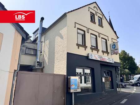 Vorderansicht Vorderansicht - Mehrfamilienhaus in 50769 Köln mit 175m² kaufen
