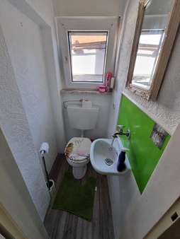 Gäste-WC - Einfamilienhaus in 50129 Bergheim mit 80m² günstig kaufen