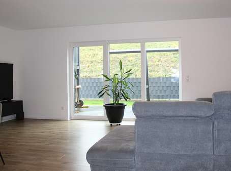 EG_Wohnzimmer - Doppelhaushälfte in 25541 Brunsbüttel mit 144m² kaufen