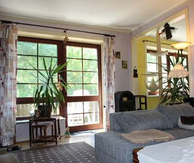 Wohnzimmer - Etagenwohnung in 25524 Itzehoe mit 72m² kaufen