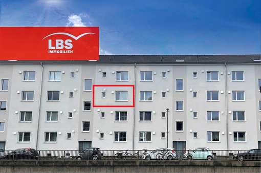 Straßenansicht - Etagenwohnung in 50823 Köln mit 47m² kaufen