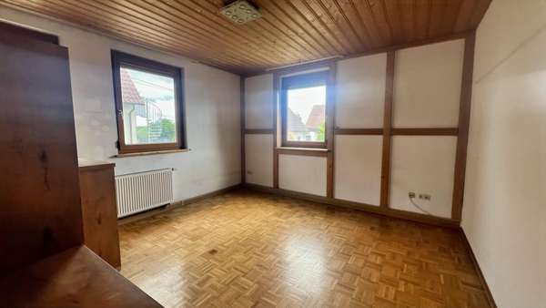 Essen EG - Reiheneckhaus in 72108 Rottenburg mit 185m² kaufen