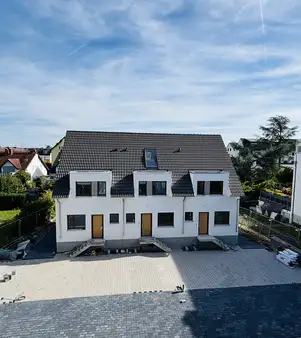 **Modernes Wohnen ohne Kompromisse ! Neubau RMH mit Keller - schlüsselfertig !***