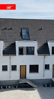 **Modernes Wohnen ohne Kompromisse ! Neubau RMH mit Keller - schlüsselfertig !***
