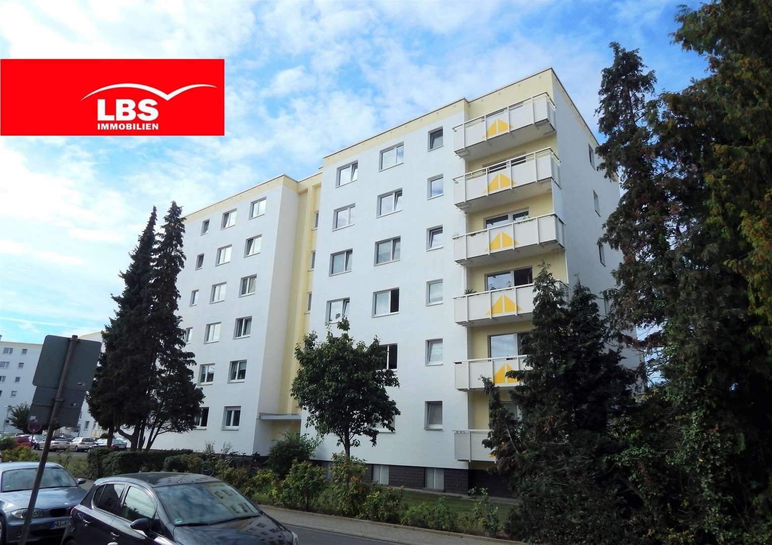 Strassensicht - Etagenwohnung in 63477 Maintal mit 72m² kaufen