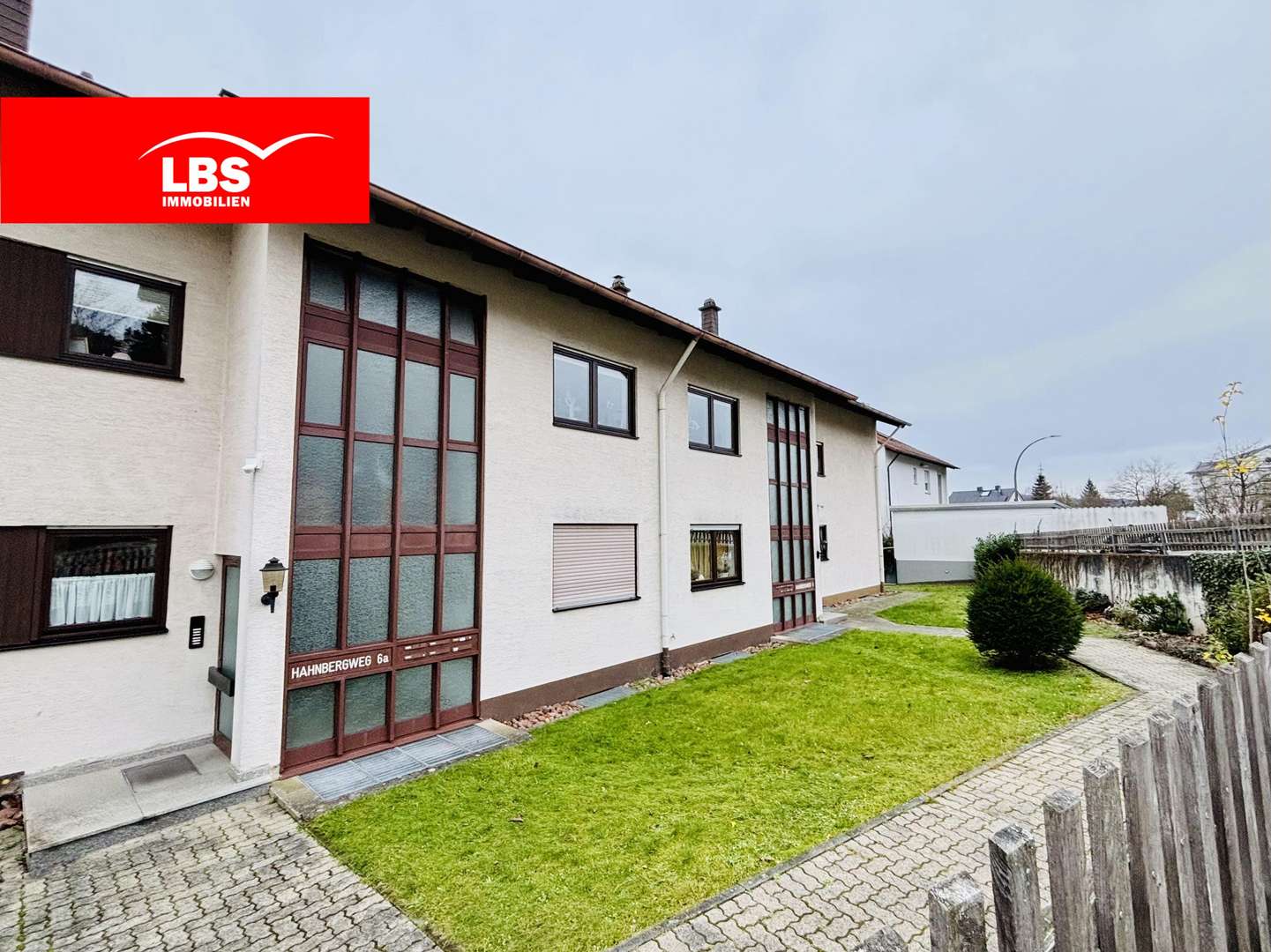 Vorderansicht - Etagenwohnung in 63911 Klingenberg mit 84m² kaufen