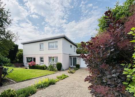 Aussenansicht Aussenansicht - Bungalow in 63454 Hanau mit 130m² kaufen