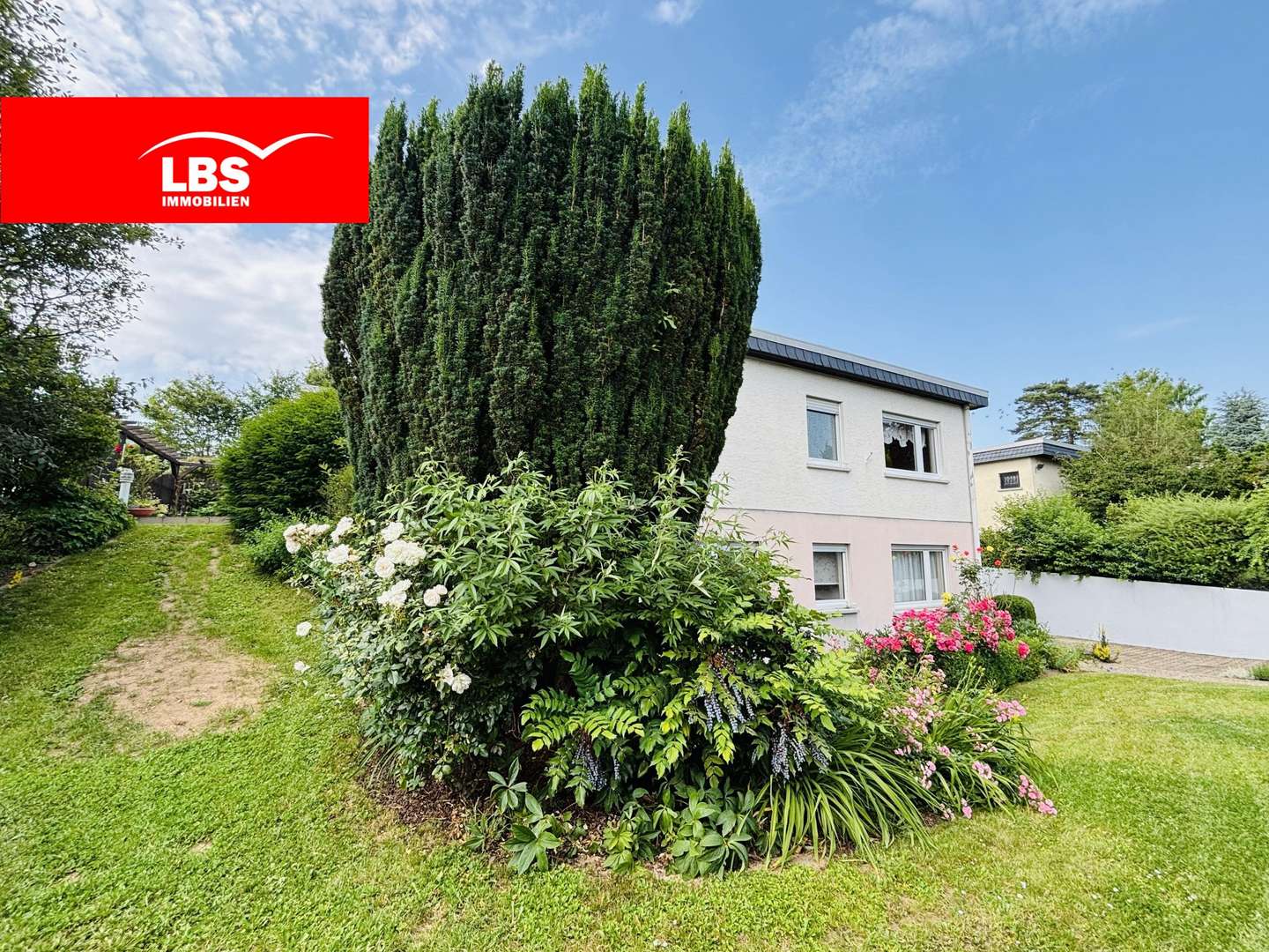 Aussenansicht Aussenansicht - Bungalow in 63454 Hanau mit 130m² kaufen